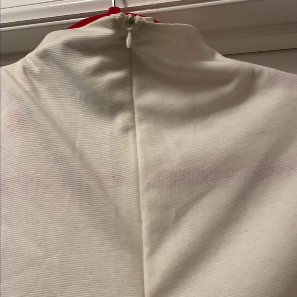 Cream Crop Top - Picture 3 of 4
